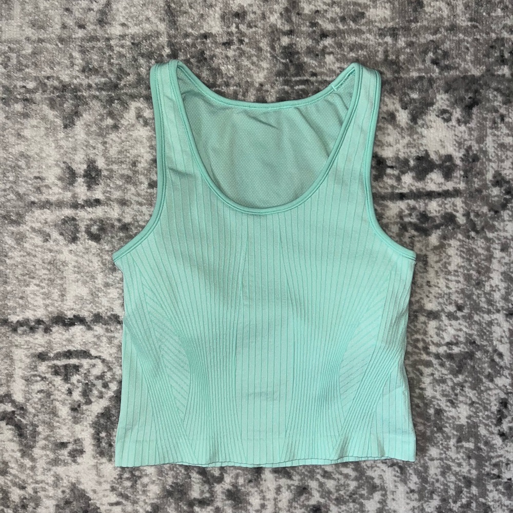 Lululemon Ebb to Street Cropped Tank Top